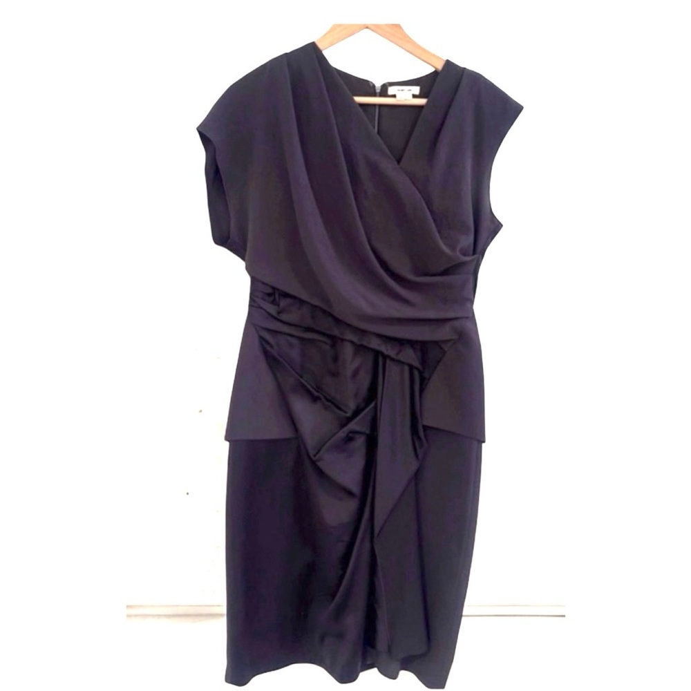 Helmut Lang mixed media silk cocktail dress. In excellent conditions size 6